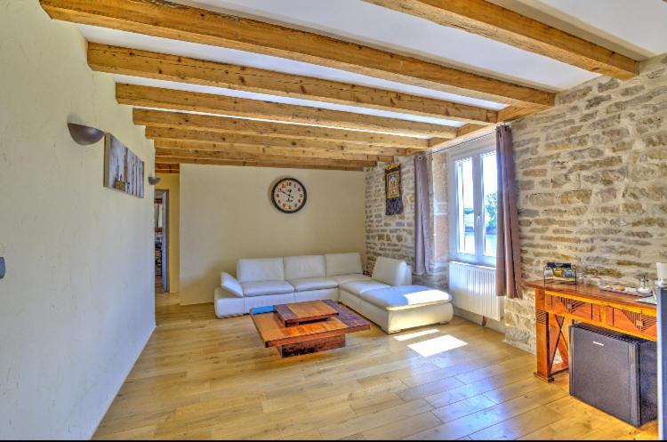 Domaine Des Jardins De La Saone Hotell Tournus Exteriör bild